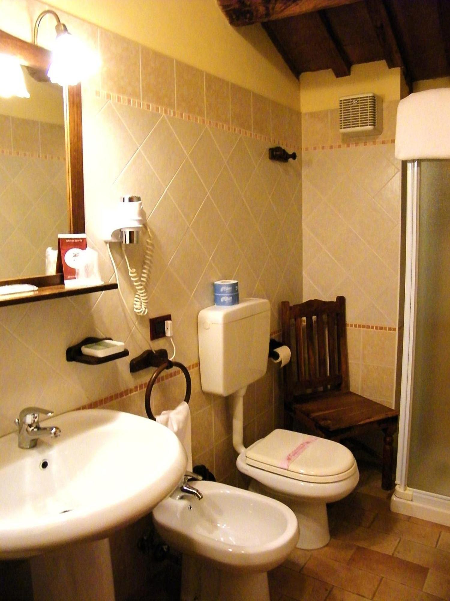 Hotel Antico Casale Vigarano Mainarda Екстериор снимка