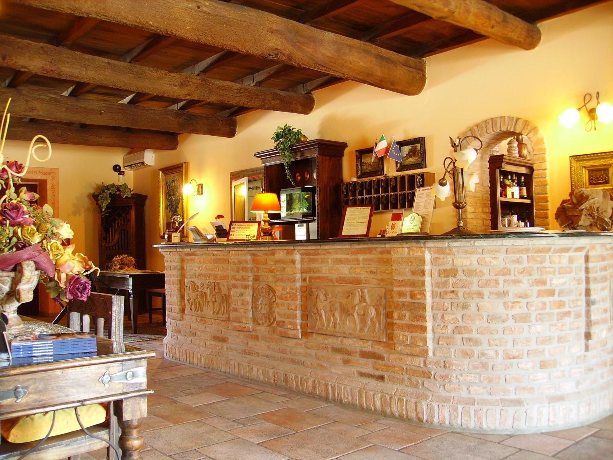Hotel Antico Casale Vigarano Mainarda Екстериор снимка